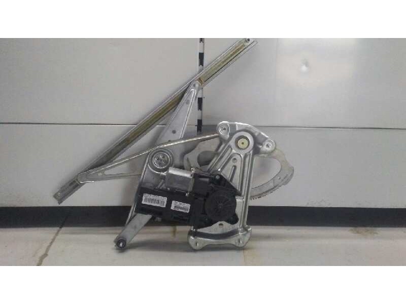 Recambio de elevalunas delantero izquierdo para renault megane iii berlina 5 p dynamique referencia OEM IAM 807315510R  ELECTRIC