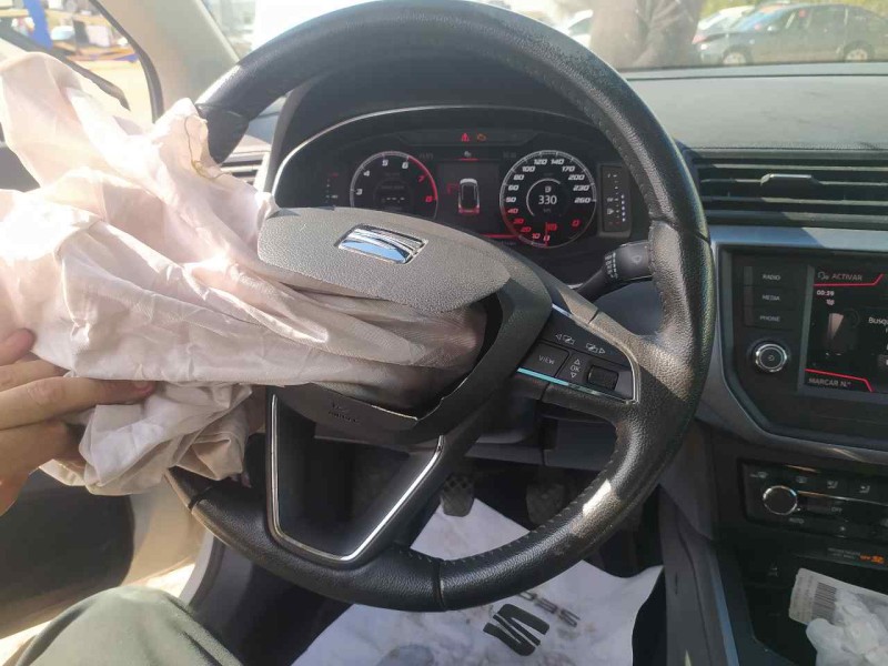 Recambio de volante para seat arona style edition referencia OEM IAM 5FA419091S  POCO PELADO