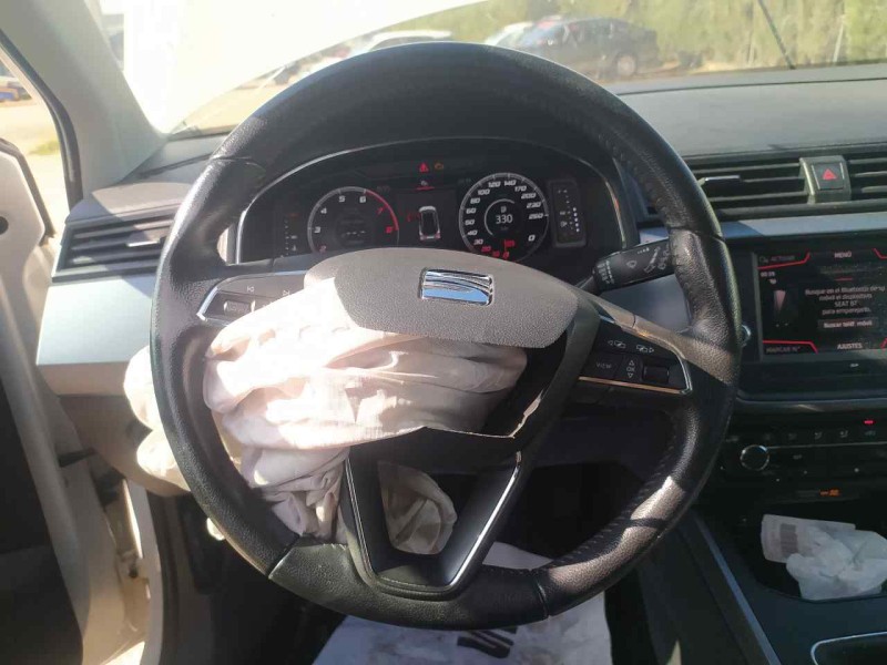 Recambio de volante para seat arona style edition referencia OEM IAM 5FA419091S  POCO PELADO