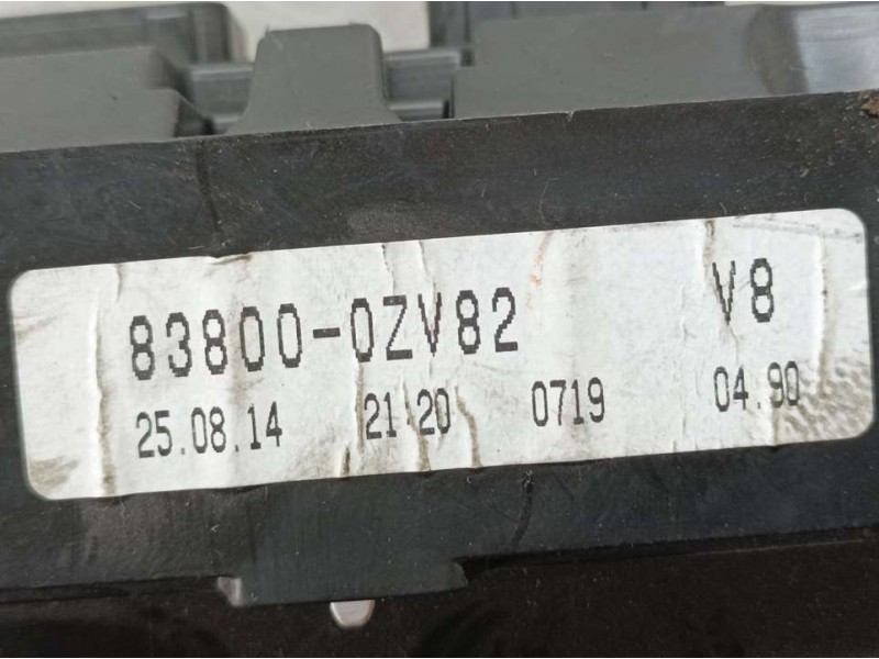 Recambio de cuadro instrumentos para toyota auris active referencia OEM IAM 838000Z82  