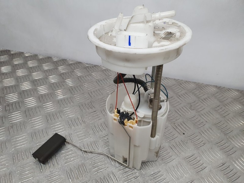 Recambio de aforador para ford kuga titanium referencia OEM IAM CV619H307AD D434768AD 