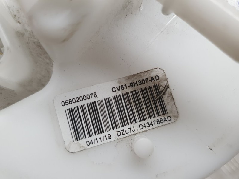 Recambio de aforador para ford kuga titanium referencia OEM IAM CV619H307AD D434768AD 