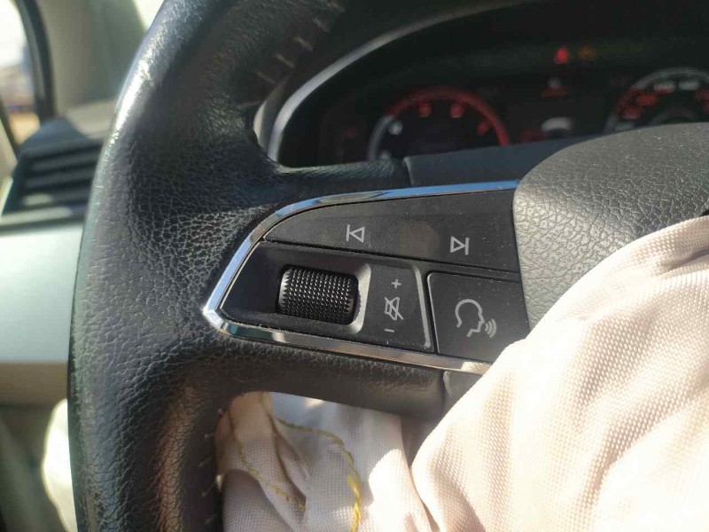 Recambio de volante para seat arona style edition referencia OEM IAM 5FA419091S  POCO PELADO