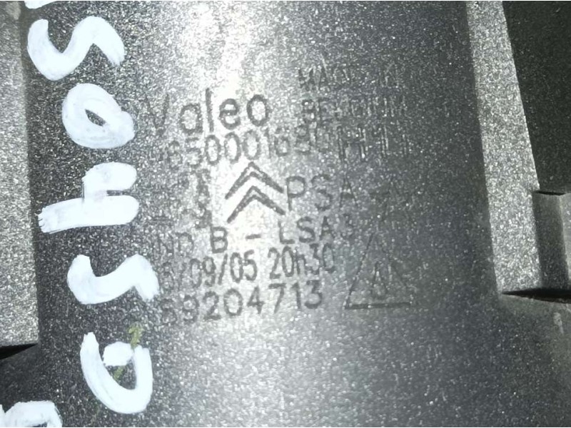 Recambio de faro antiniebla izquierdo para citroën c5 berlina lx (e) referencia OEM IAM 9650001680 89204713 VALEO