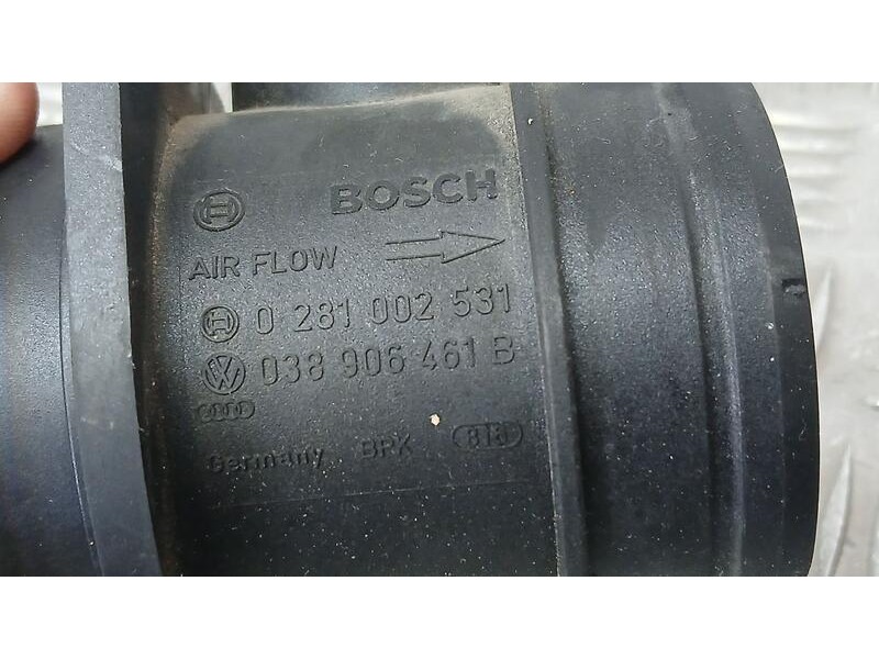 Recambio de caudalimetro para volkswagen golf plus (5m1) trendline referencia OEM IAM 038906461B BOSCH 0281002531