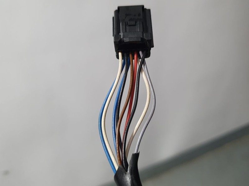 Recambio de retrovisor derecho para renault clio iv dynamique referencia OEM IAM 963012959R  ELECTRICO 9 CABLES