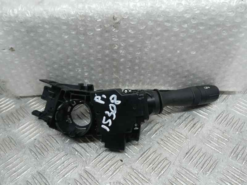 Recambio de mando luces para toyota auris active referencia OEM IAM 0272017F852  