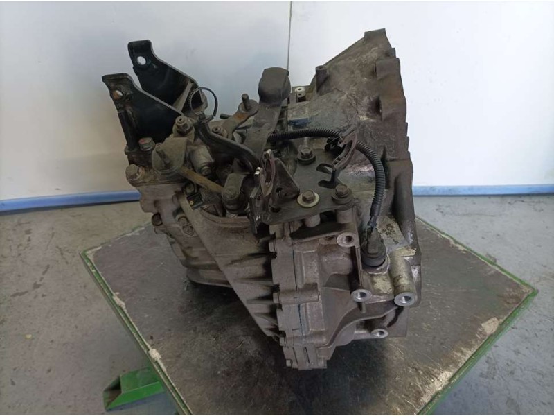 Recambio de caja cambios para kia magentis active referencia OEM IAM S605JC 004159 6VELOCIDADES