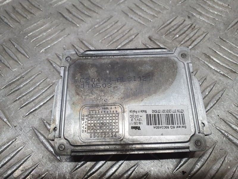 Recambio de centralita faros xenon para ford kuga titanium referencia OEM IAM 6G89034934 VALEO DER