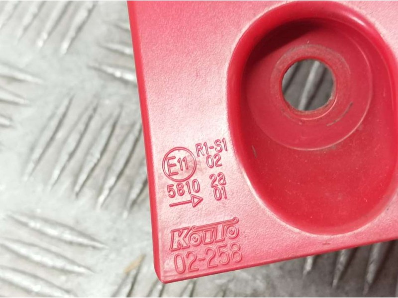 Recambio de piloto trasero derecho para toyota auris active referencia OEM IAM 02258  EXTERIOR KOITO