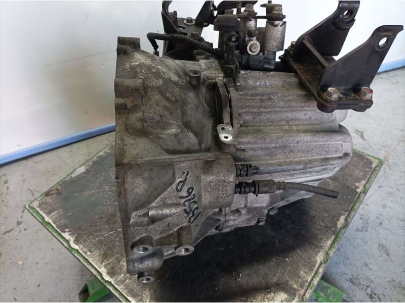 Recambio de caja cambios para kia magentis active referencia OEM IAM S605JC 004159 6VELOCIDADES