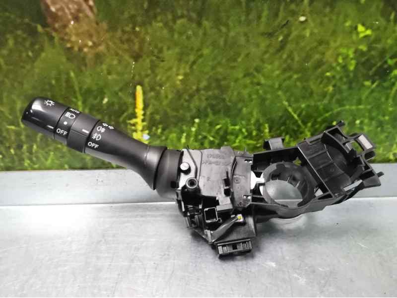 Recambio de mando luces para lexus is200 (ds2/is2) 220d referencia OEM IAM 17F192  