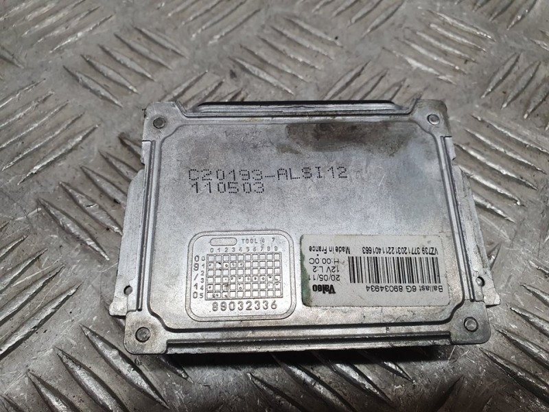 Recambio de centralita faros xenon para ford kuga titanium referencia OEM IAM 6G89034934 VALEO IZQ