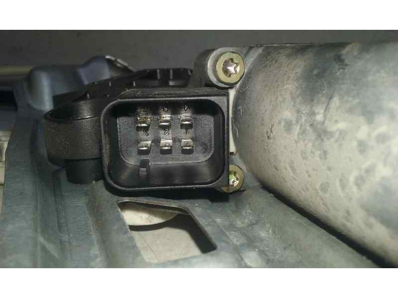 Recambio de elevalunas delantero derecho para mercedes-benz clase c (w203) berlina 220 cdi (203.006) referencia OEM IAM  6 PINS 