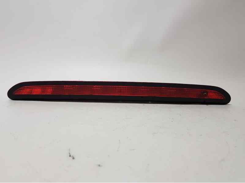 Recambio de luz central de freno para peugeot 308 style referencia OEM IAM 5G0845087B  