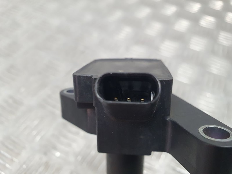 Recambio de bobina encendido para ford kuga titanium referencia OEM IAM DS7G12A366BB  