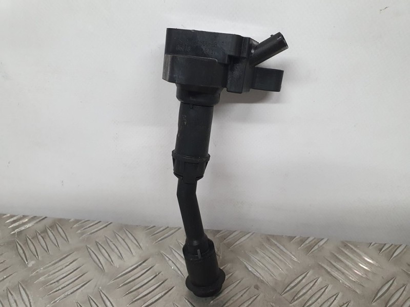 Recambio de bobina encendido para ford kuga titanium referencia OEM IAM DS7G12A366BB  