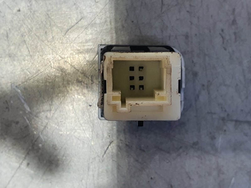 Recambio de warning para citroën berlingo live m referencia OEM IAM 9817043077  