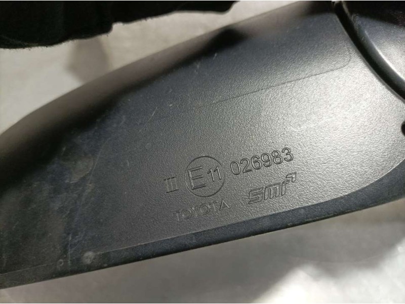 Recambio de retrovisor derecho para toyota auris active referencia OEM IAM 026983  ELECTRICO