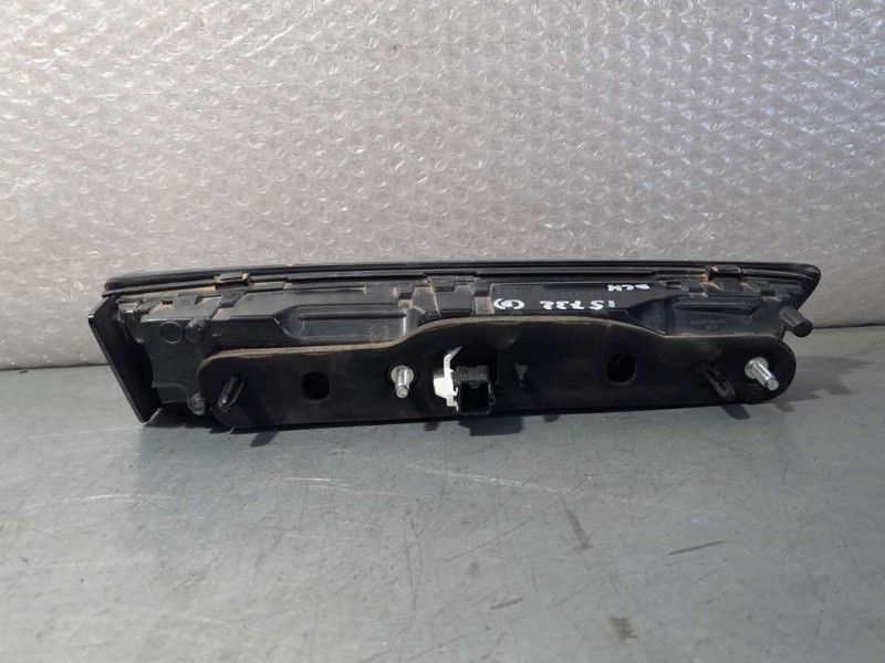 Recambio de piloto trasero derecho para opel mokka gs line referencia OEM IAM 9833944580  INTERIOR LED