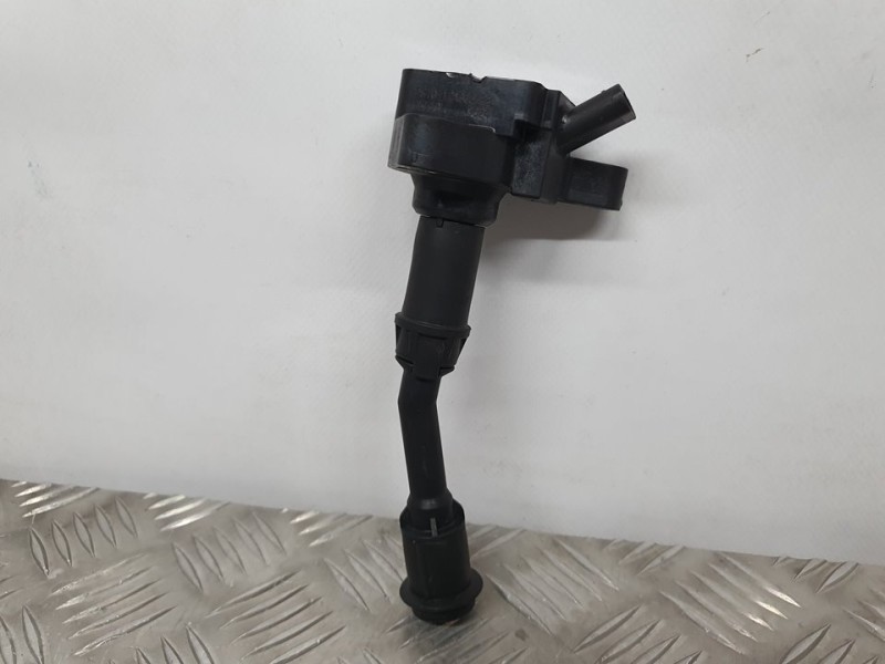 Recambio de bobina encendido para ford kuga titanium referencia OEM IAM DS7G12A366BB  