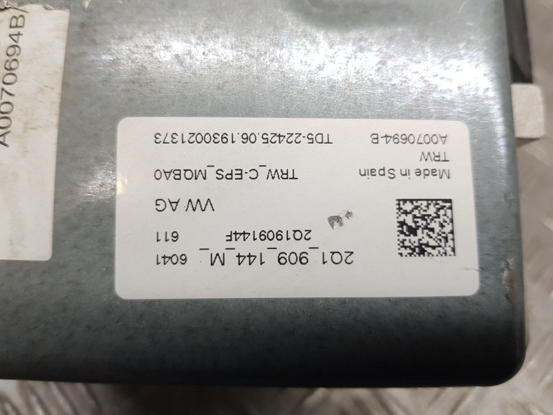 Recambio de columna direccion para volkswagen polo vi (aw1, bz1, ae1) 1.6 tdi referencia OEM IAM 2Q1909144F TRW A0070694B