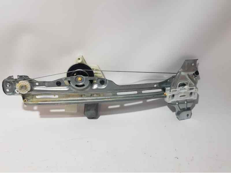 Recambio de elevalunas trasero izquierdo para peugeot 308 style referencia OEM IAM 9826030480  ELÉCTRICO 6 PINS