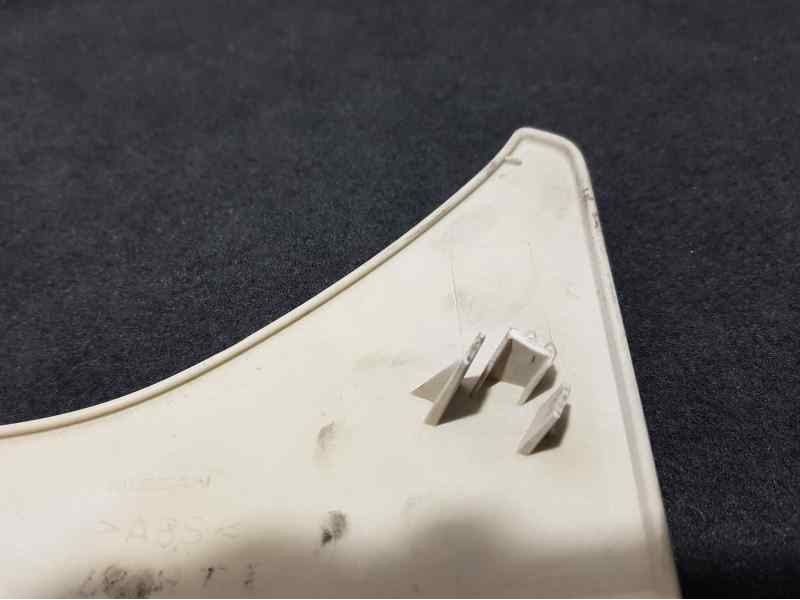 Recambio de visel faro derecho para nissan cabstar 09.06 cabstar 35.xx cabina simple cabina individual referencia OEM IAM 75893M