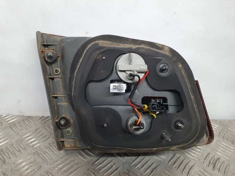 Recambio de piloto trasero derecho para kia magentis active referencia OEM IAM SIN REF  INTERIOR