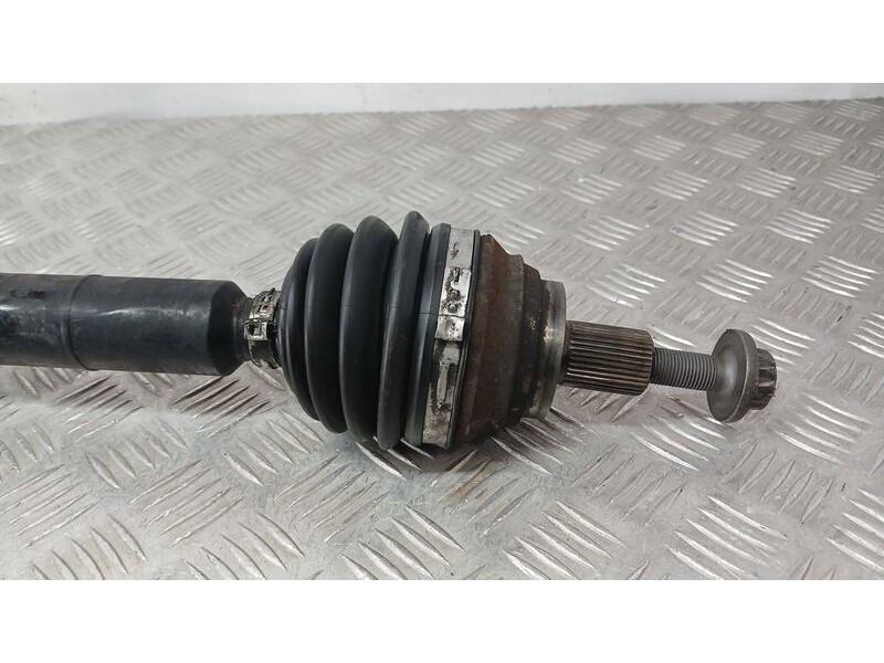 Recambio de transmision delantera derecha para volkswagen golf plus (5m1) trendline referencia OEM IAM 5Q0407272FF  