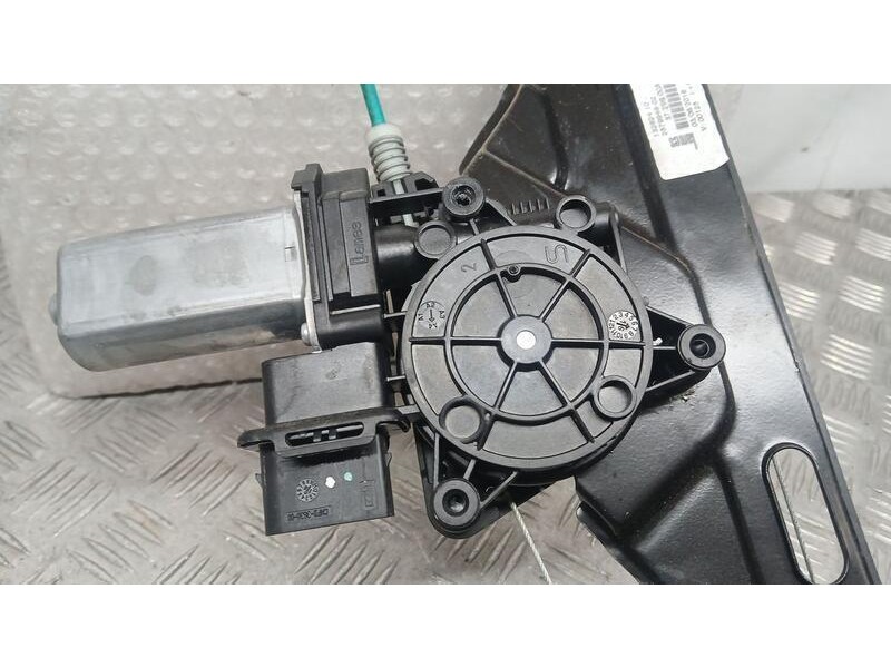 Recambio de elevalunas delantero derecho para bmw serie 2 active tourer (f45) 216d referencia OEM IAM 257994602 ELECTRICO 5 PINS