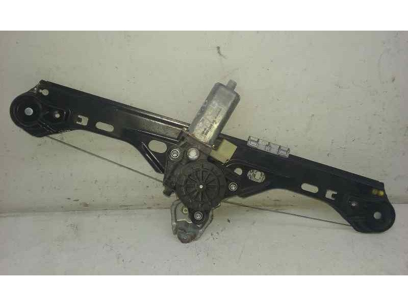 Recambio de elevalunas trasero derecho para mercedes-benz clase c (w203) berlina 220 cdi (203.006) referencia OEM IAM  6 PINS EL