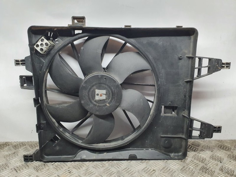 Recambio de electroventilador para renault kangoo profesional referencia OEM IAM 921206476R 5020505 JEGATE