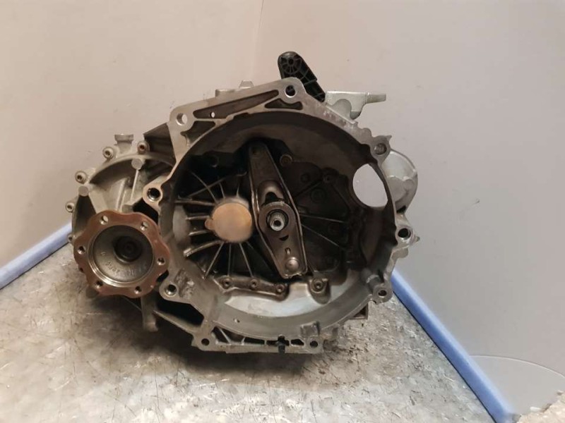 Recambio de caja cambios para volkswagen golf vii sportsvan advance referencia OEM IAM SEE 250219 6VELOCIDADES