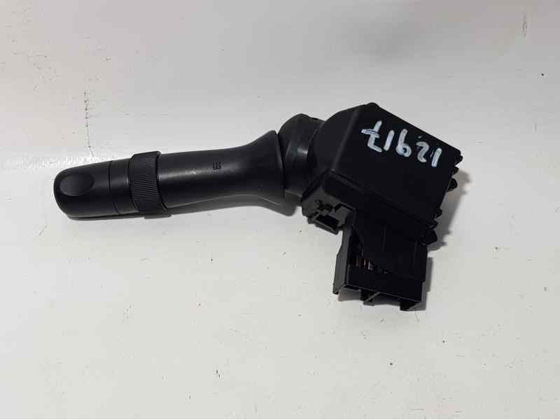 Recambio de mando limpia para toyota auris luna referencia OEM IAM   