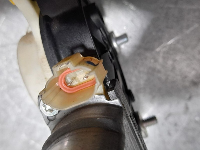 Recambio de elevalunas delantero derecho para hyundai i20 classic referencia OEM IAM 82404C7010  ELECTRICO 2 PINES