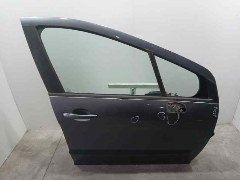Recambio de puerta delantera derecha para peugeot 308 confort referencia OEM IAM 9004Z4  TOCADA