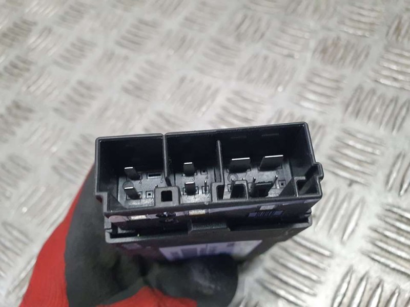 Recambio de modulo electronico para bmw x4 (f26) xdrive 20d referencia OEM IAM 921646802 2840078407300 TEMIC D.D