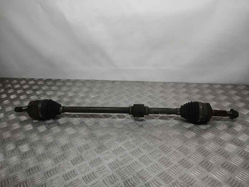 Recambio de transmision delantera derecha para hyundai i20 trend referencia OEM IAM 49501C8300  