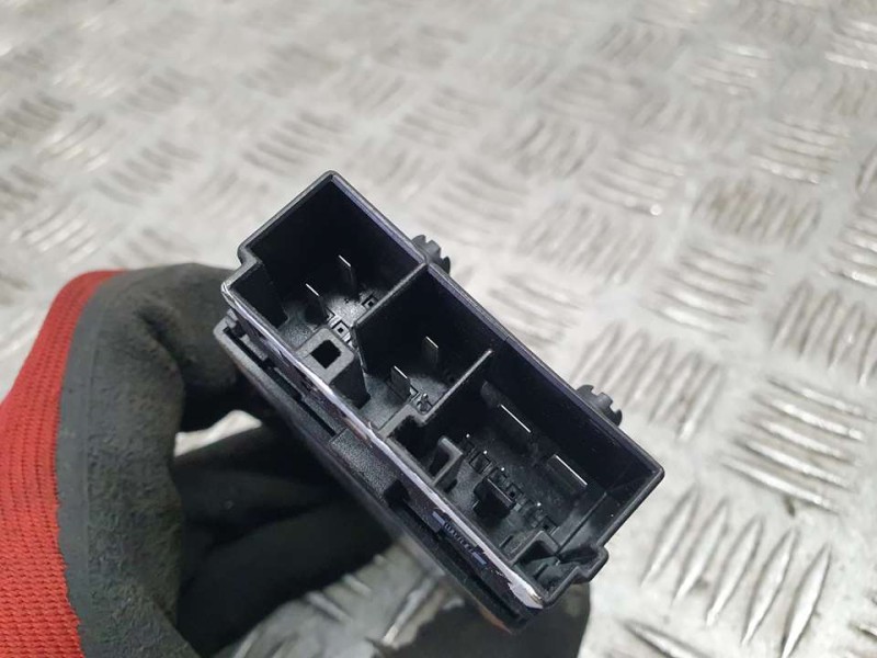 Recambio de modulo electronico para bmw x4 (f26) xdrive 20d referencia OEM IAM 921646802 2840078407300 TEMIC D.I