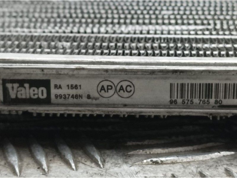 Recambio de radiador agua para peugeot 308 confort referencia OEM IAM 9657576580 993746N VALEO