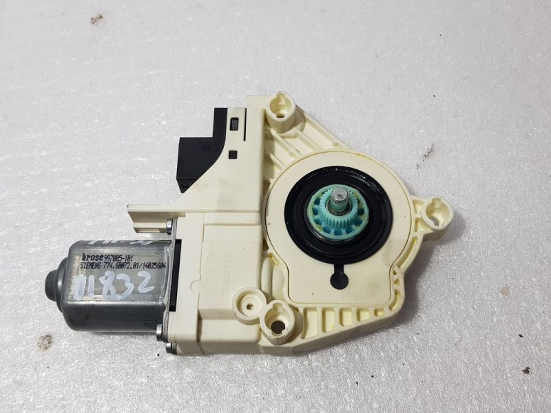 Recambio de motor elevalunas trasero izquierdo para audi a6 berlina (4f2) 3.0 tdi quattro (165kw) referencia OEM IAM 4F0959801A 
