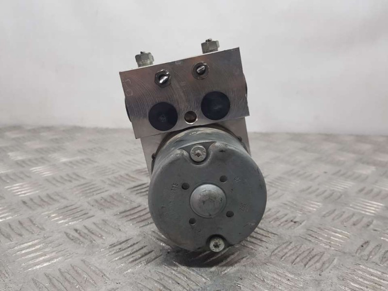 Recambio de abs para opel zafira a elegance referencia OEM IAM 24432510 0265220636 BOSCH