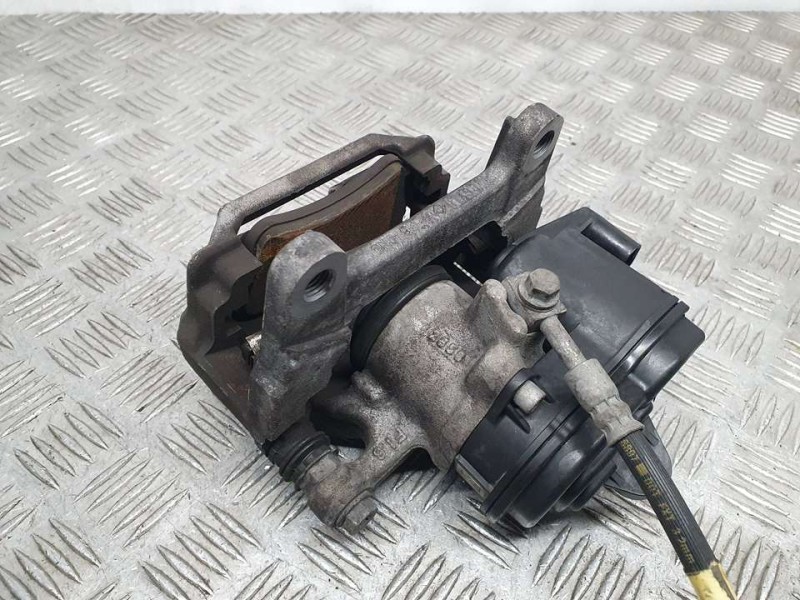 Recambio de pinza freno trasera izquierda para audi a6 berlina (4a2) 45 tdi quattro design referencia OEM IAM 4K0405BACR002  