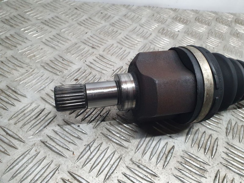 Recambio de transmision delantera izquierda para peugeot 308 confort referencia OEM IAM 9656135280 2549852 