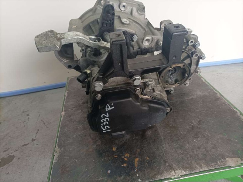 Recambio de caja cambios para skoda fabia combi active referencia OEM IAM QYC 12036 5VELOCIDADES