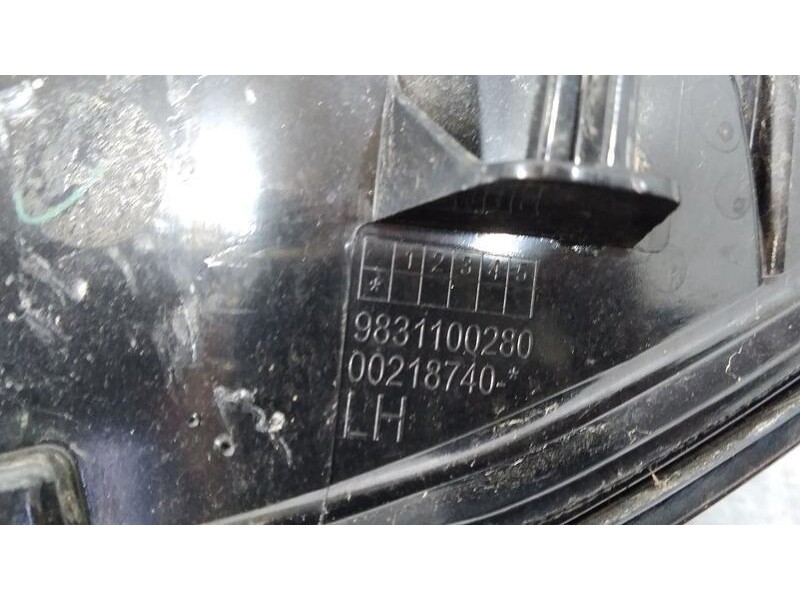 Recambio de piloto trasero izquierdo para citroën c4 1.2 12v e-thp pure tech referencia OEM IAM 9831100280 LED/EXTERIOR/TOCADO L