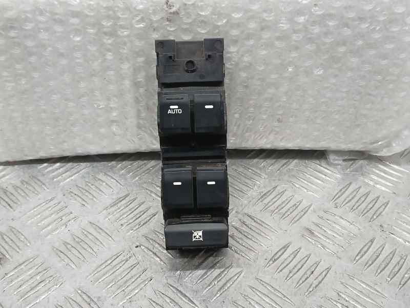 Recambio de mando elevalunas delantero izquierdo para hyundai i20 classic referencia OEM IAM 299134517  