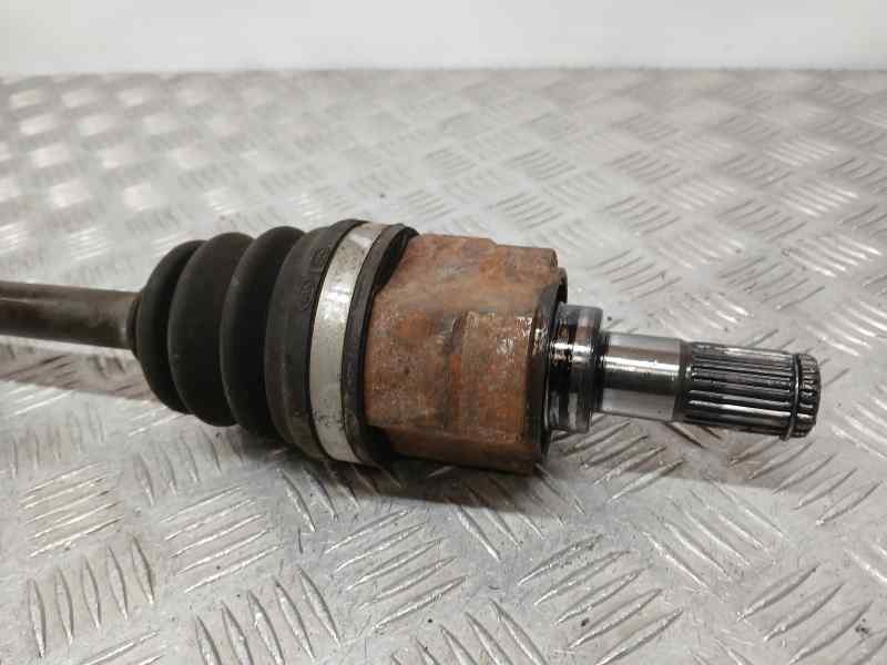 Recambio de transmision delantera izquierda para hyundai i20 trend referencia OEM IAM 49500C8300  