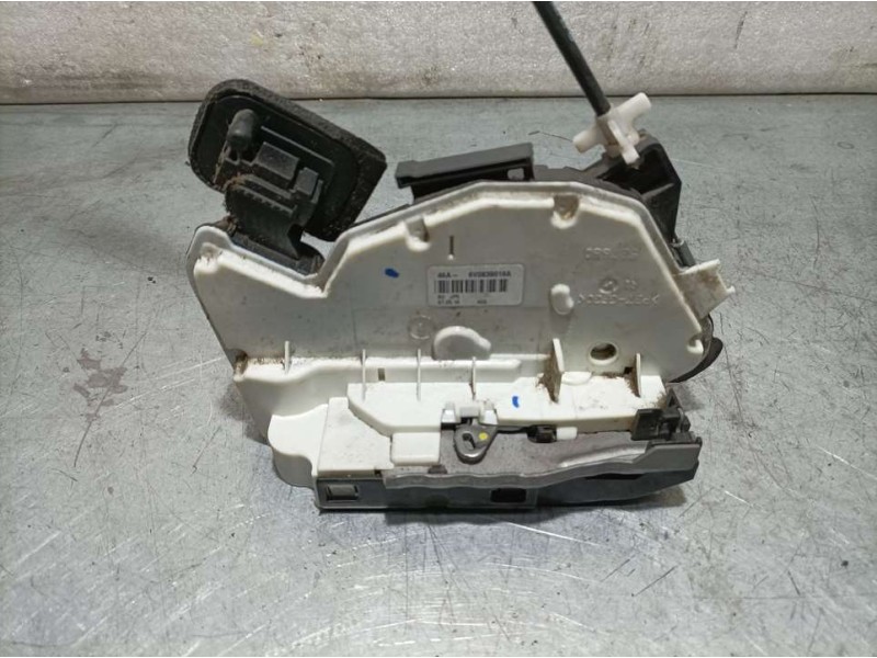 Recambio de cerradura puerta trasera derecha para skoda fabia combi active referencia OEM IAM 6V0839016A  ELECTRICA
